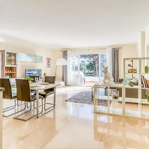 Life El Presidente Penthouse Pool View Apartment Estepona