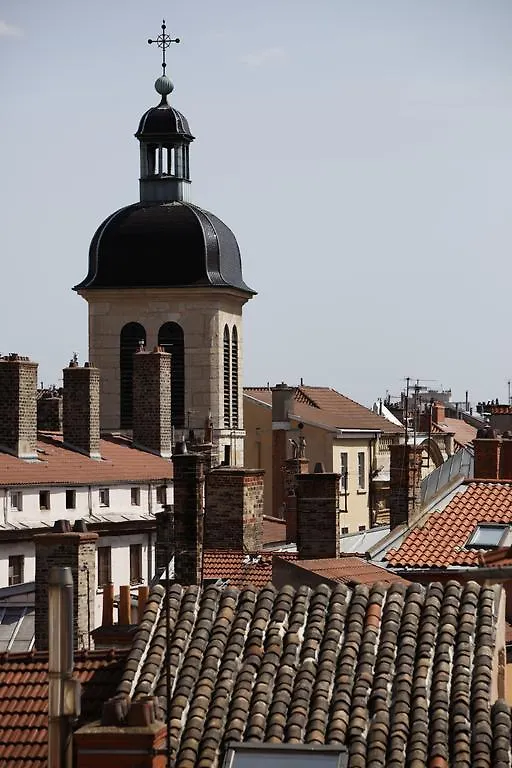 Les Toits De Lyon Daire